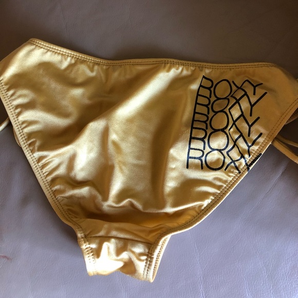 Gold Roxy bikini set - Picture 4 of 4
